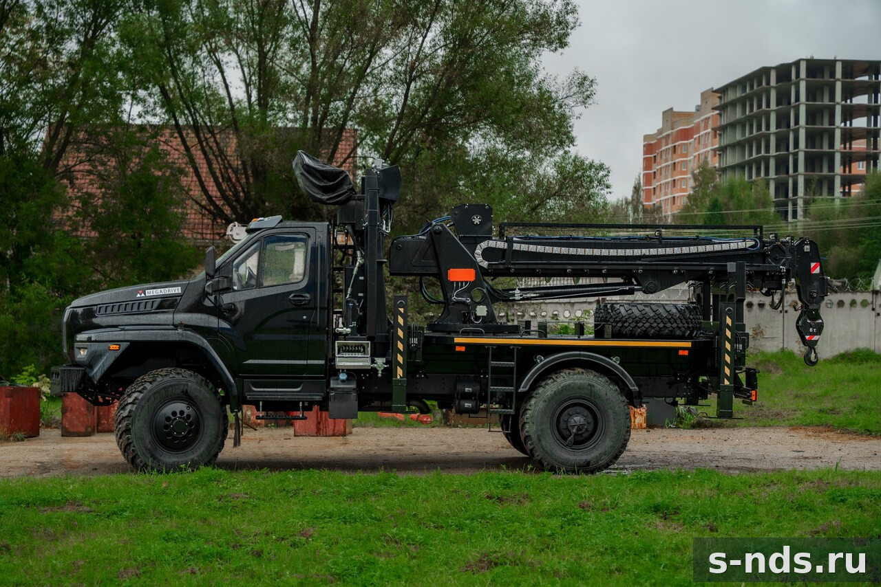 Бурильно-крановая машина ML 5600Z на шасси УРАЛ 43206