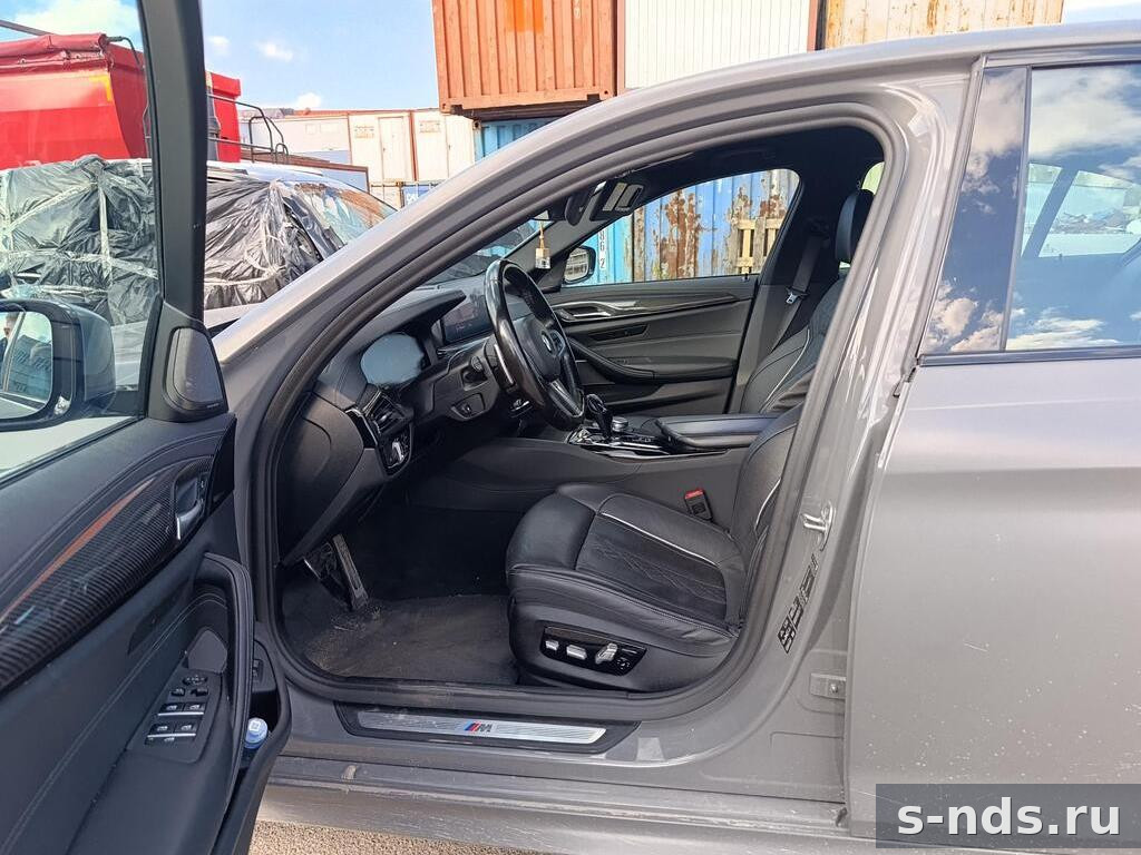 BMW 530d xDrive M Sport Plus 2021г.