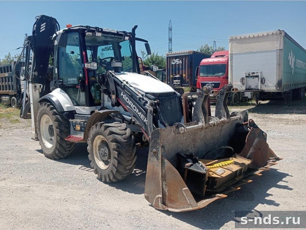 Экскаватор-погрузчик HIDROMEK HMK 102B