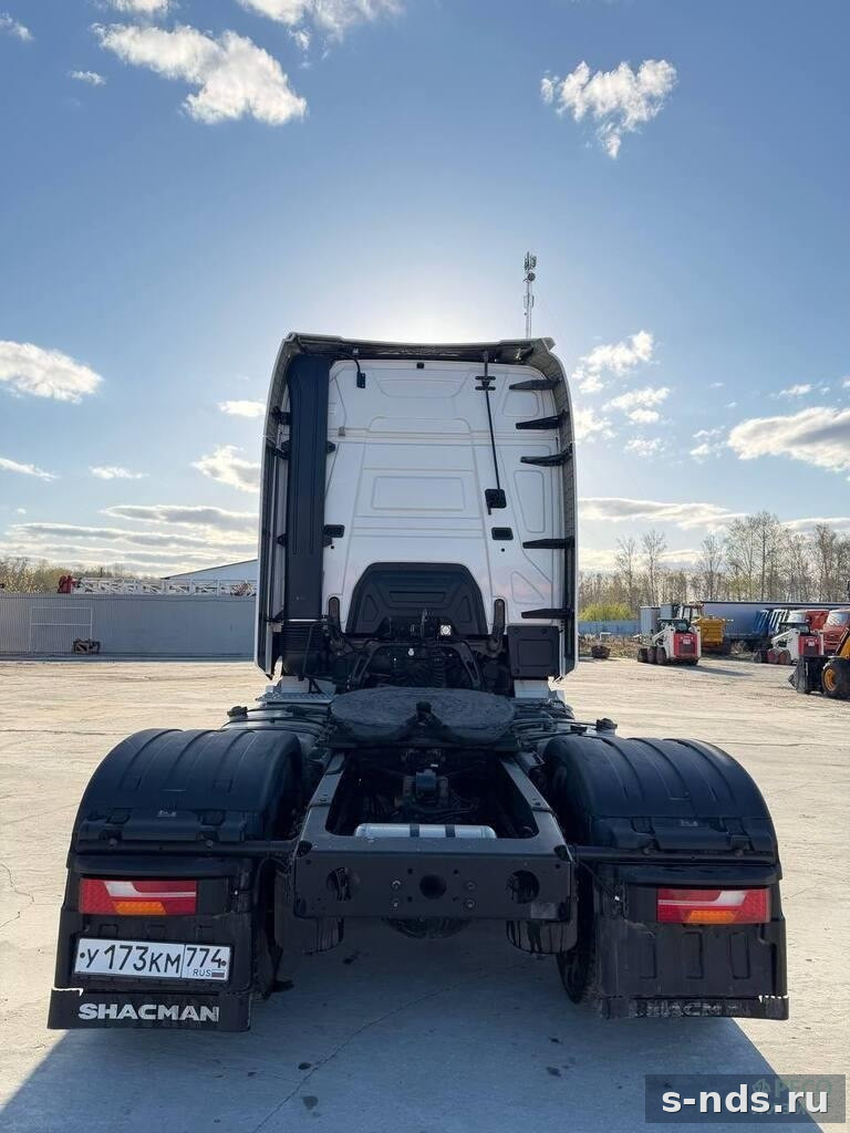 Тягач 4х2 SHACMAN SX4188YY381