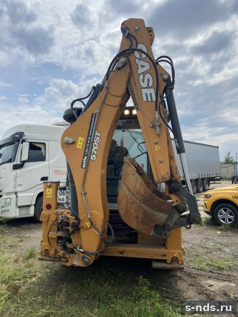 Экскаватор-погрузчик CASE 570ST 2021г.