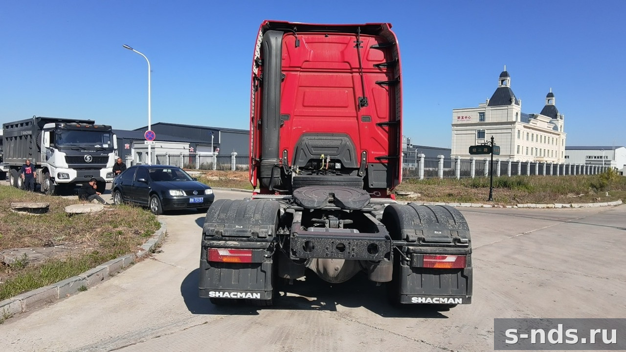 Тягач SHACMAN Х6000 4х2