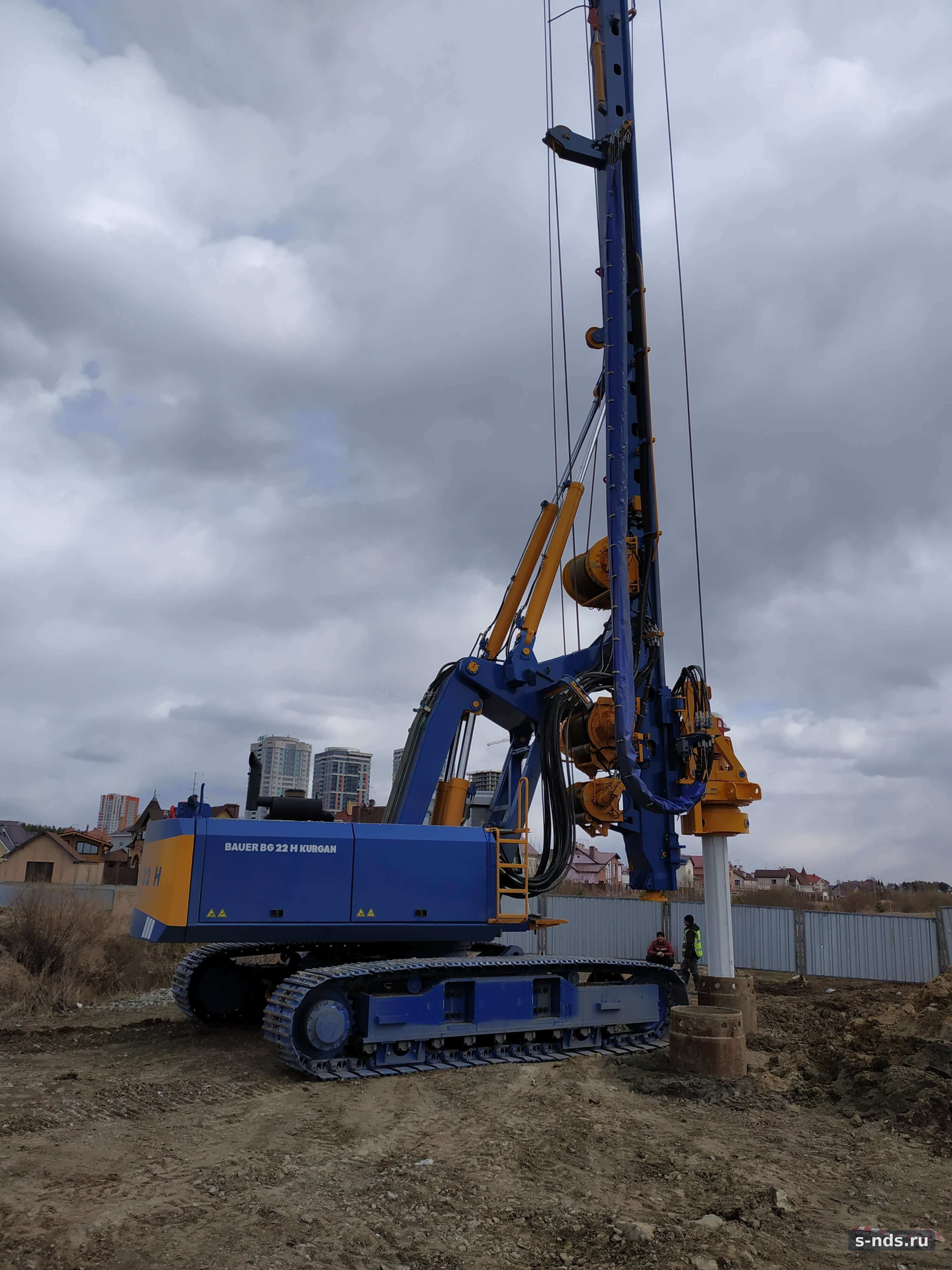 Буровая установка Bauer BG22H