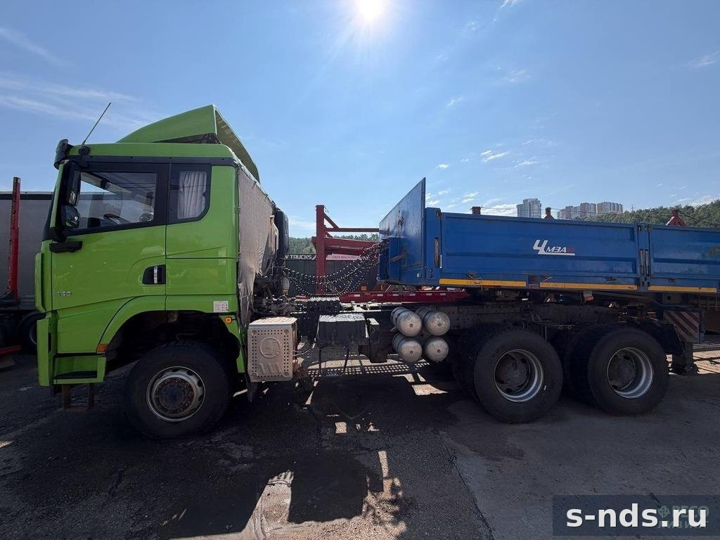 Тягач 6х6 SHACMAN SX42586W385C