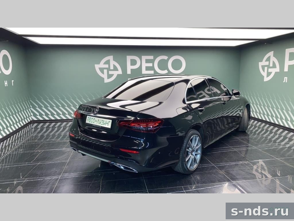 MERCEDES-BENZ E 220 d 4MATIC 2022г.