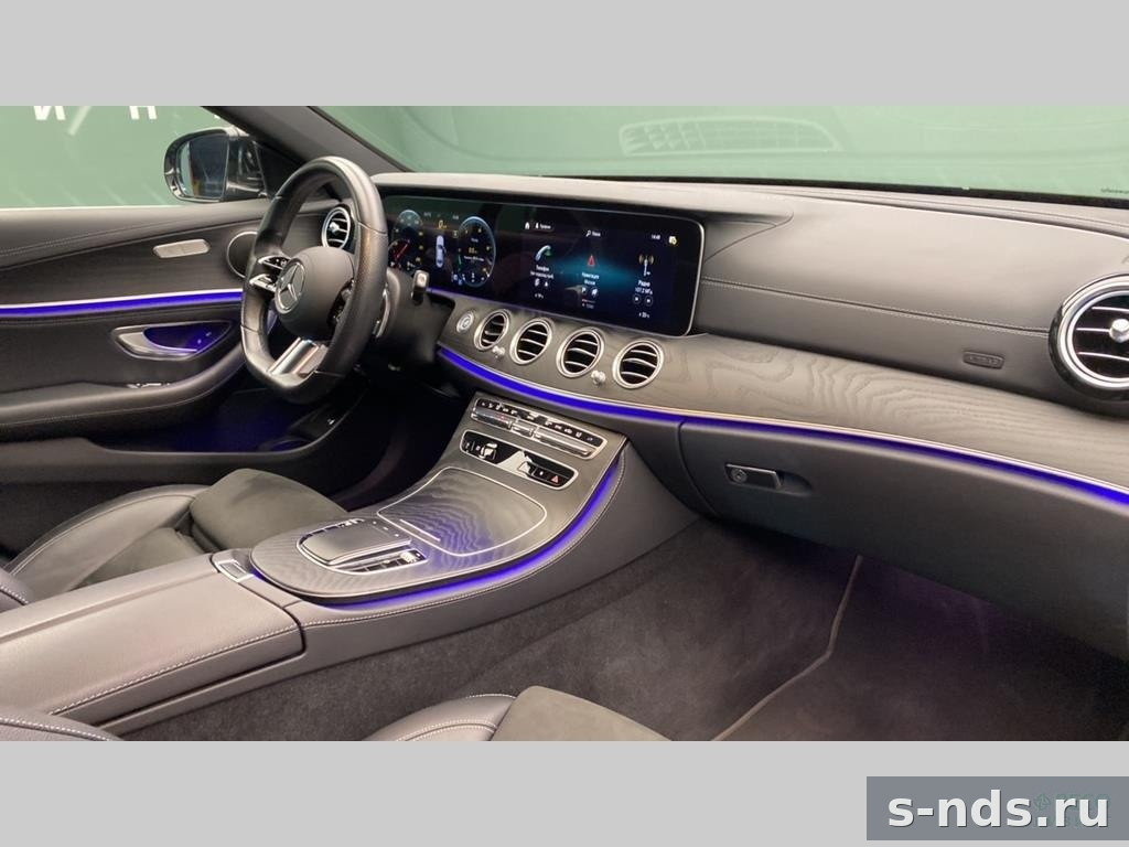 MERCEDES-BENZ E 220 d 4MATIC 2022г.