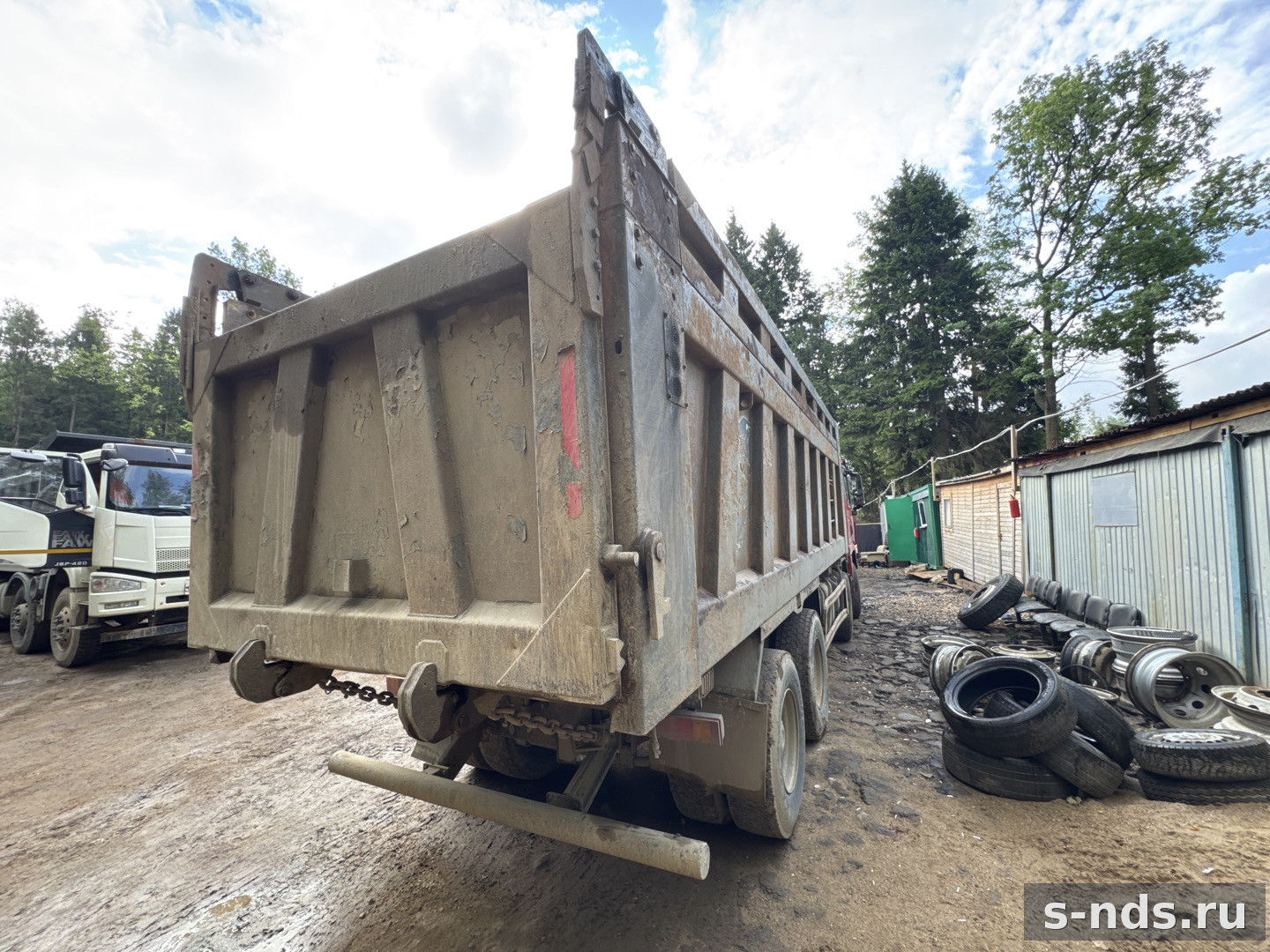 Самосвал Shacman SX33186V366 25м³ 2023