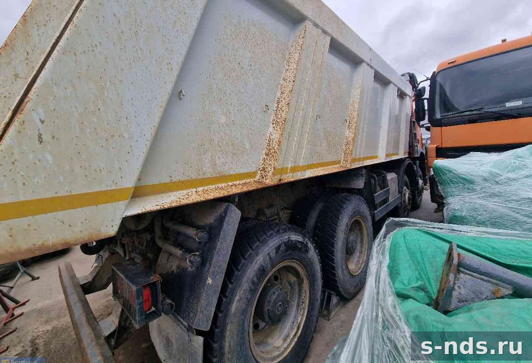 Самосвал Mercedes-Benz Arocs 4145 AK