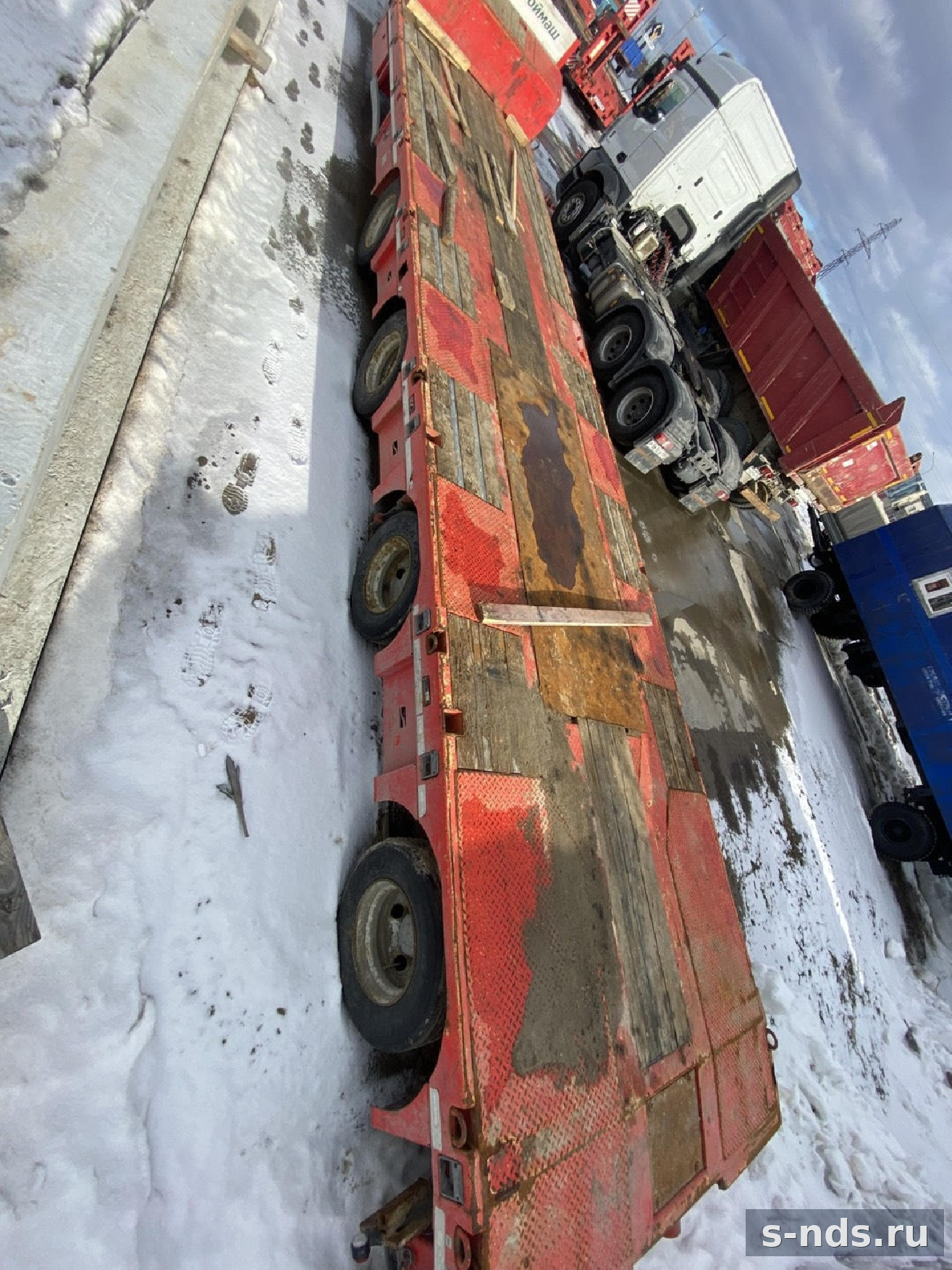 Полуприцеп трал (тяжеловоз) Тверьстроймаш 993941