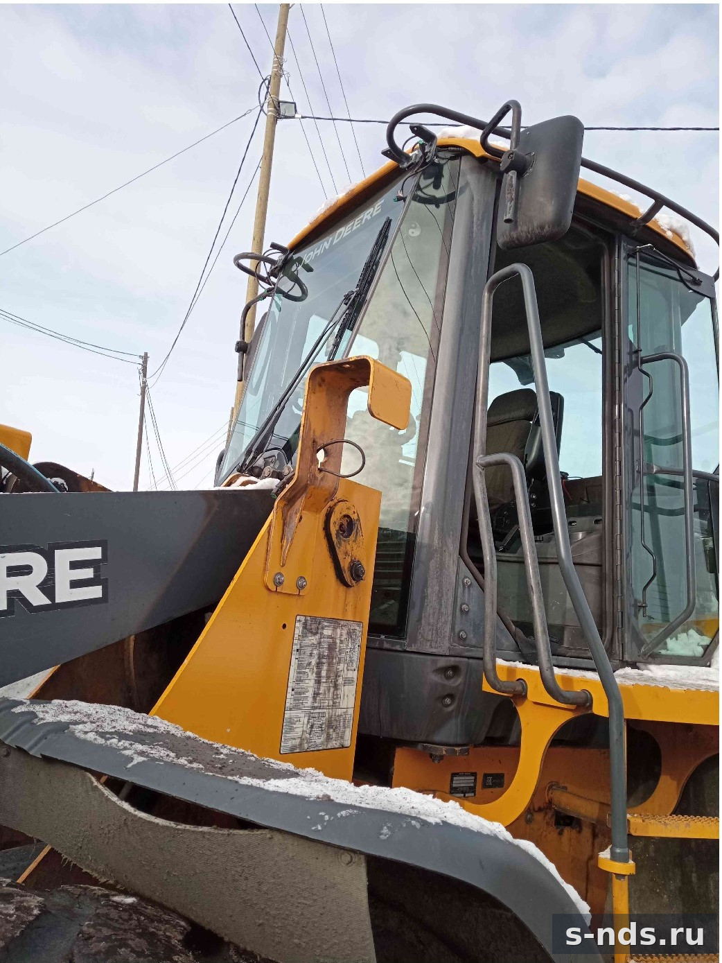 ПОГРУЗЧИК JOHN DEERE 724K
