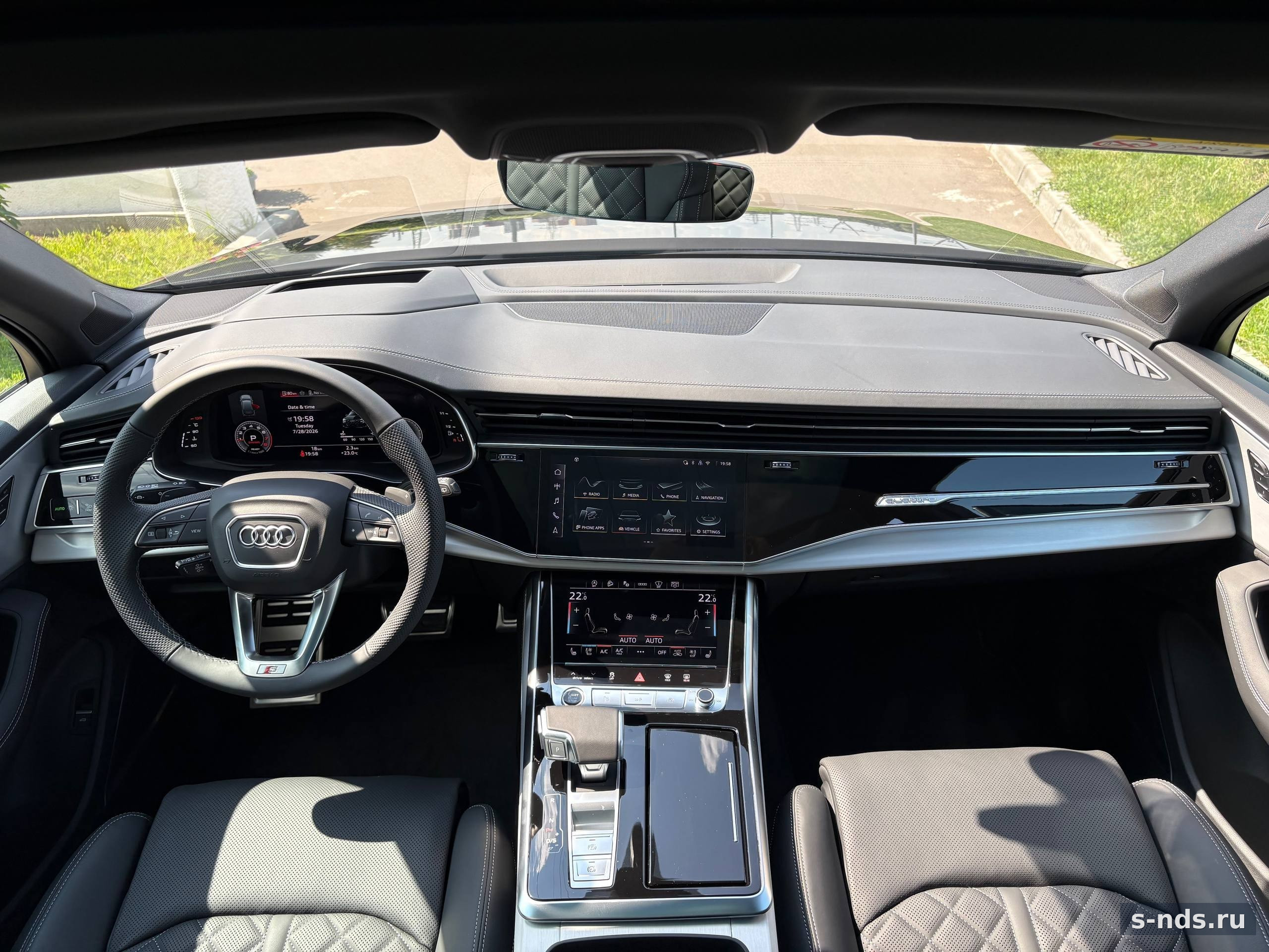 Audi Q7 55tfsi 2026г