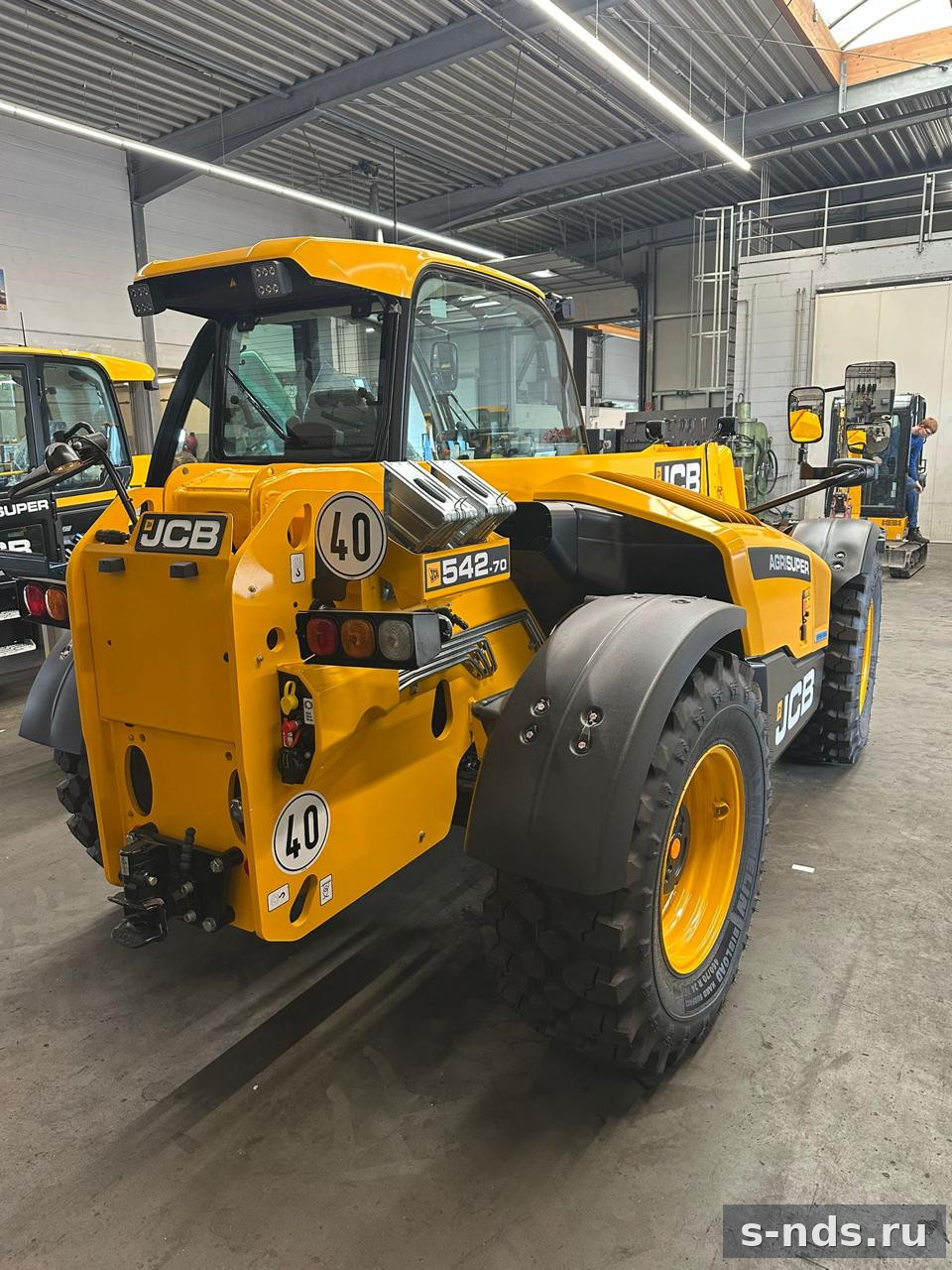 JCB 542–70 Agri Super