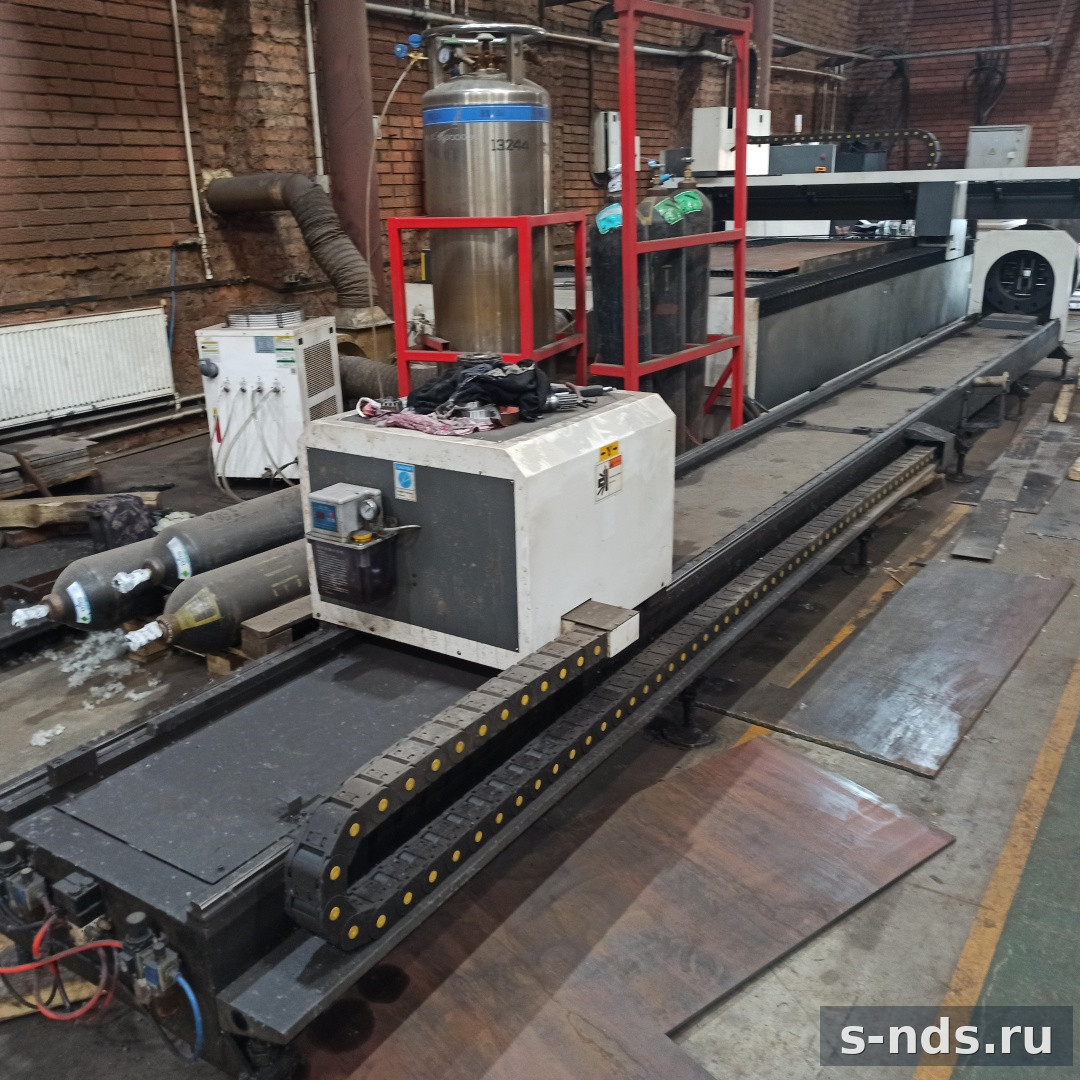 Станок оптоволоконной лазерной резки FL-L1530FR
