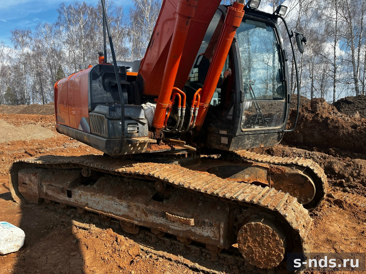 Экскаватор HITACHI ZX210LCN-5А