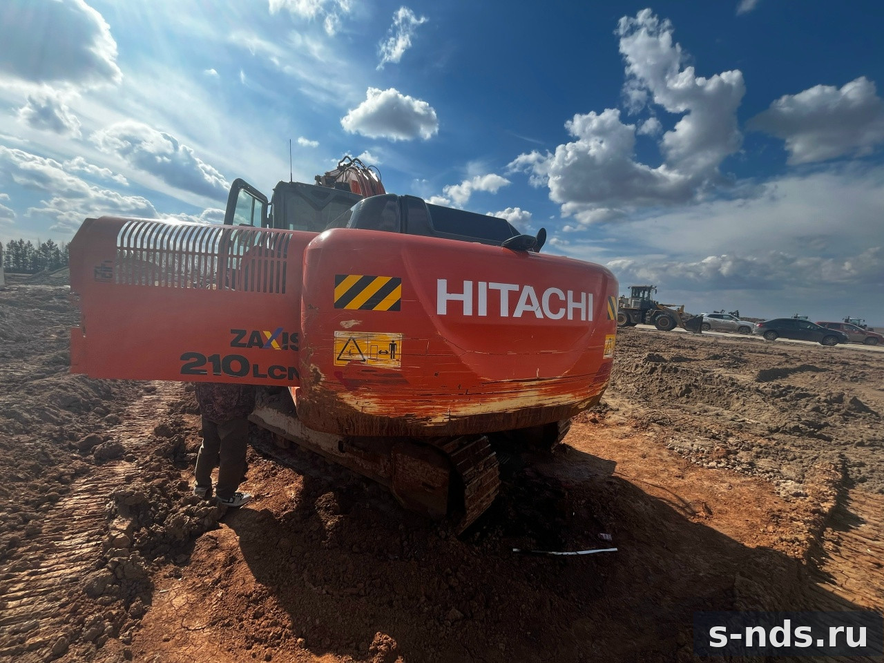 Экскаватор HITACHI ZX210LCN-5А