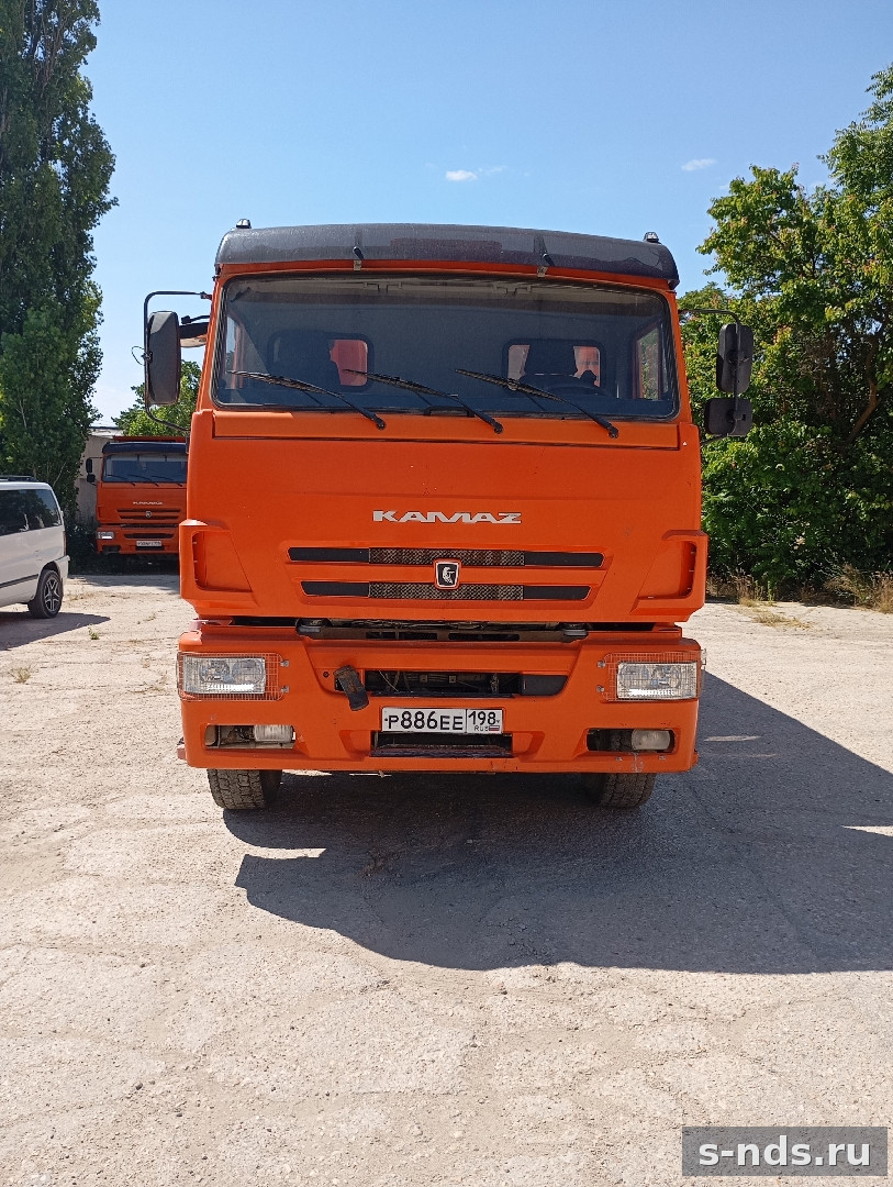 Самосвал КАМАЗ 6520-53