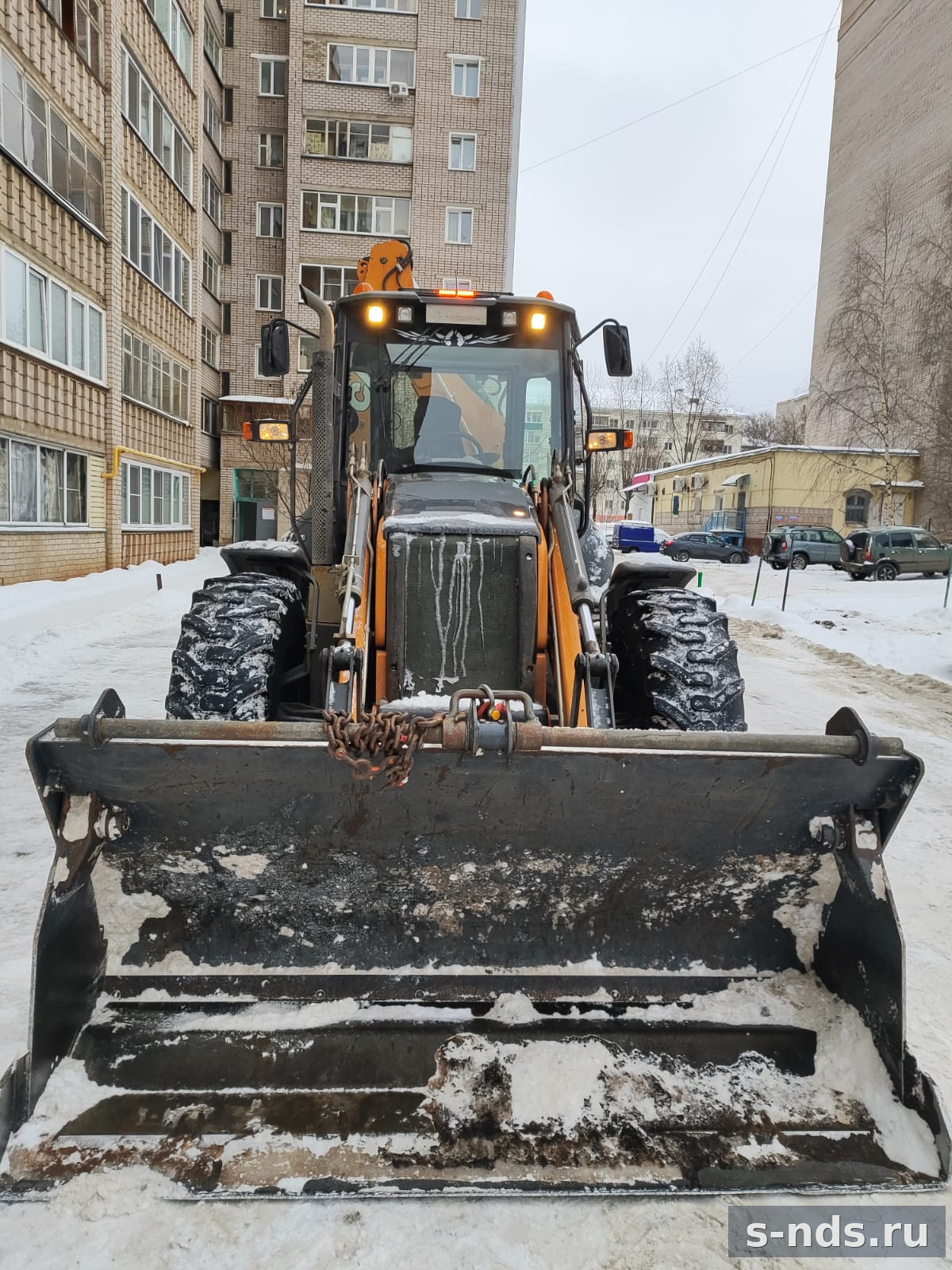 Экскаватор-погрузчик CASE 695SV