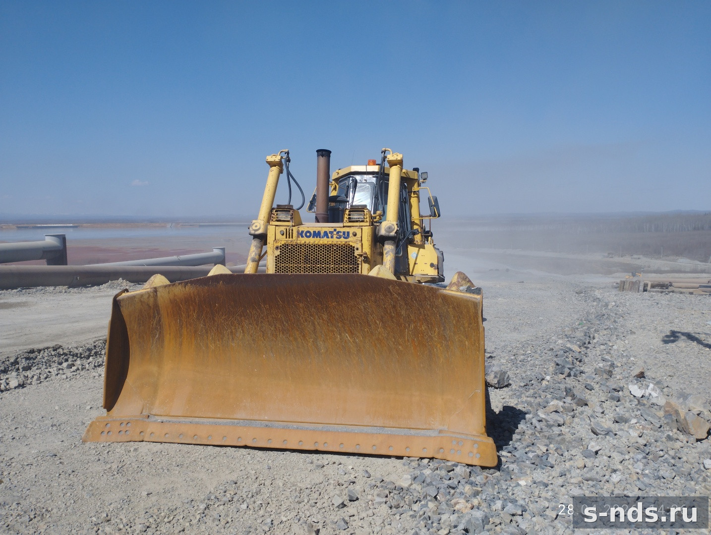 Бульдозер Komatsu 155A