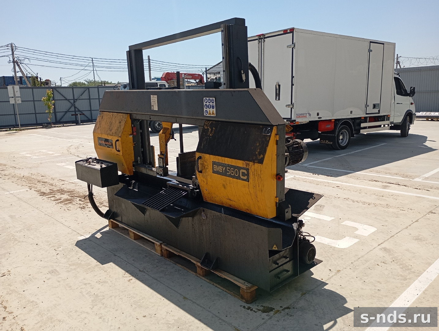 Ленточнопильный станок Bekamak BMSY 560 C