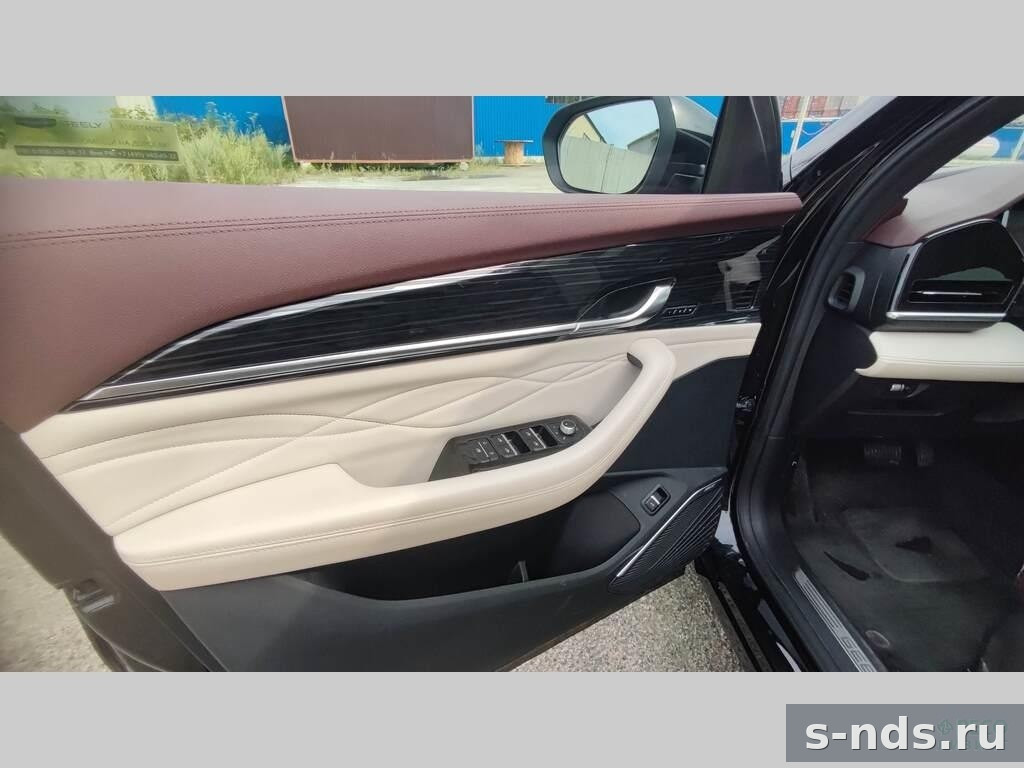 GEELY MONJARO Flagship
