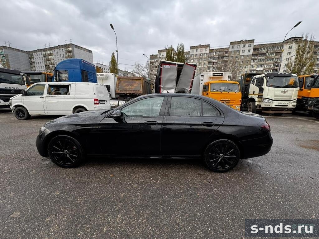 MERCEDES-BENZ E300D 4MATIC 2021г.