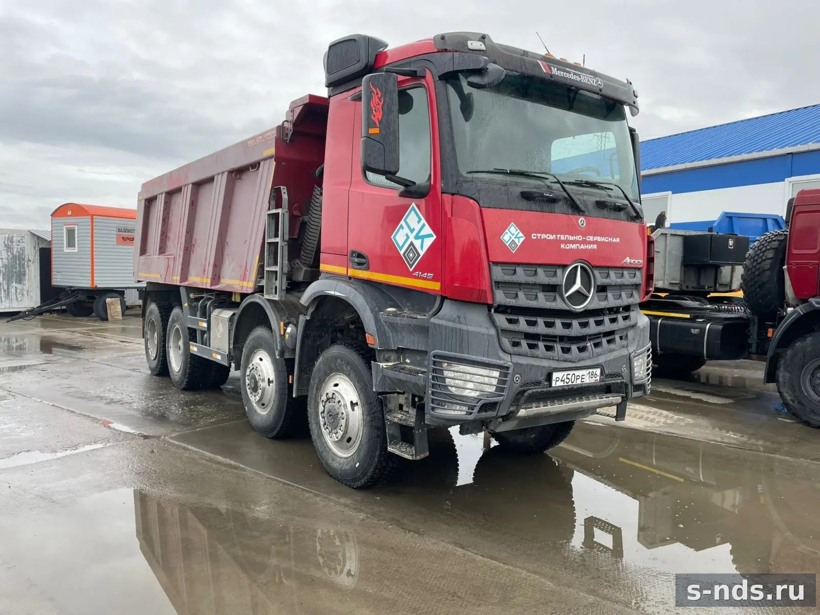 Самосвал Mercedes-Benz Arocs 65896-06