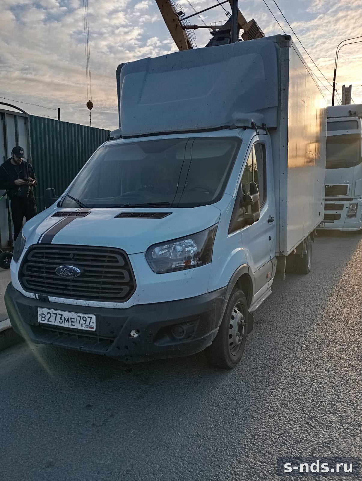Автофургон Ford Transit FED 350L EF