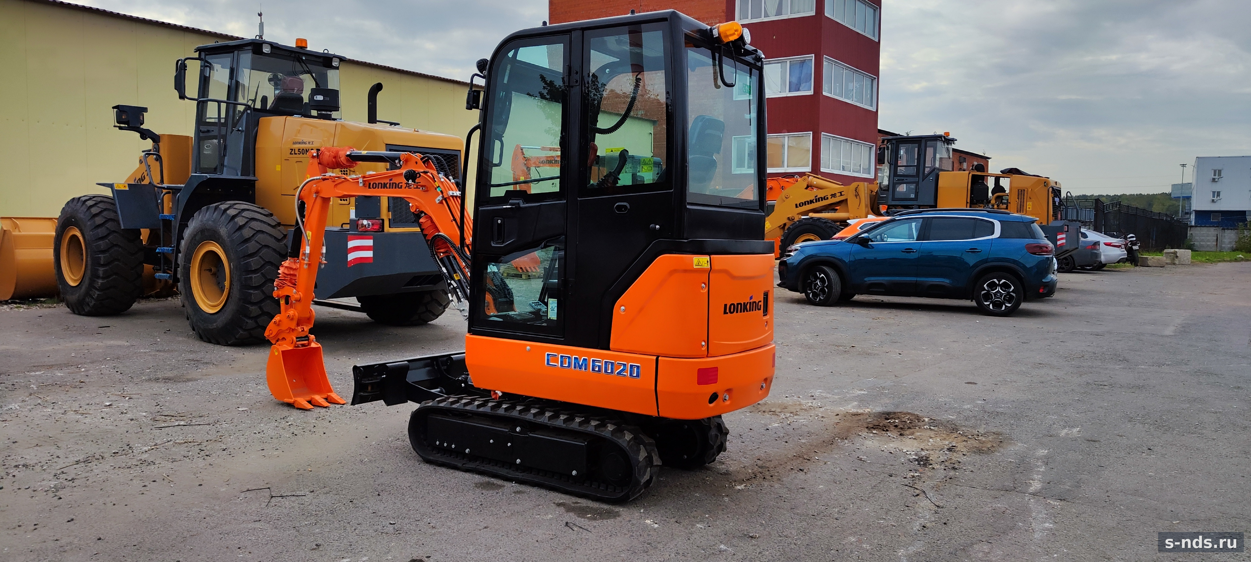 Мини-экскаватор Lonking CDM6020