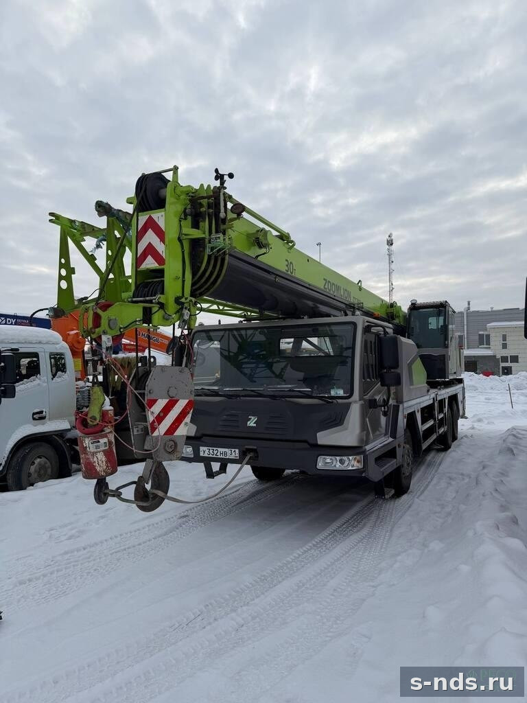 Автокран ZOOMLION ZTC300V