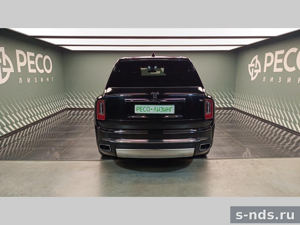 Rolls-Royce Cullinan Black Badge 2023г.