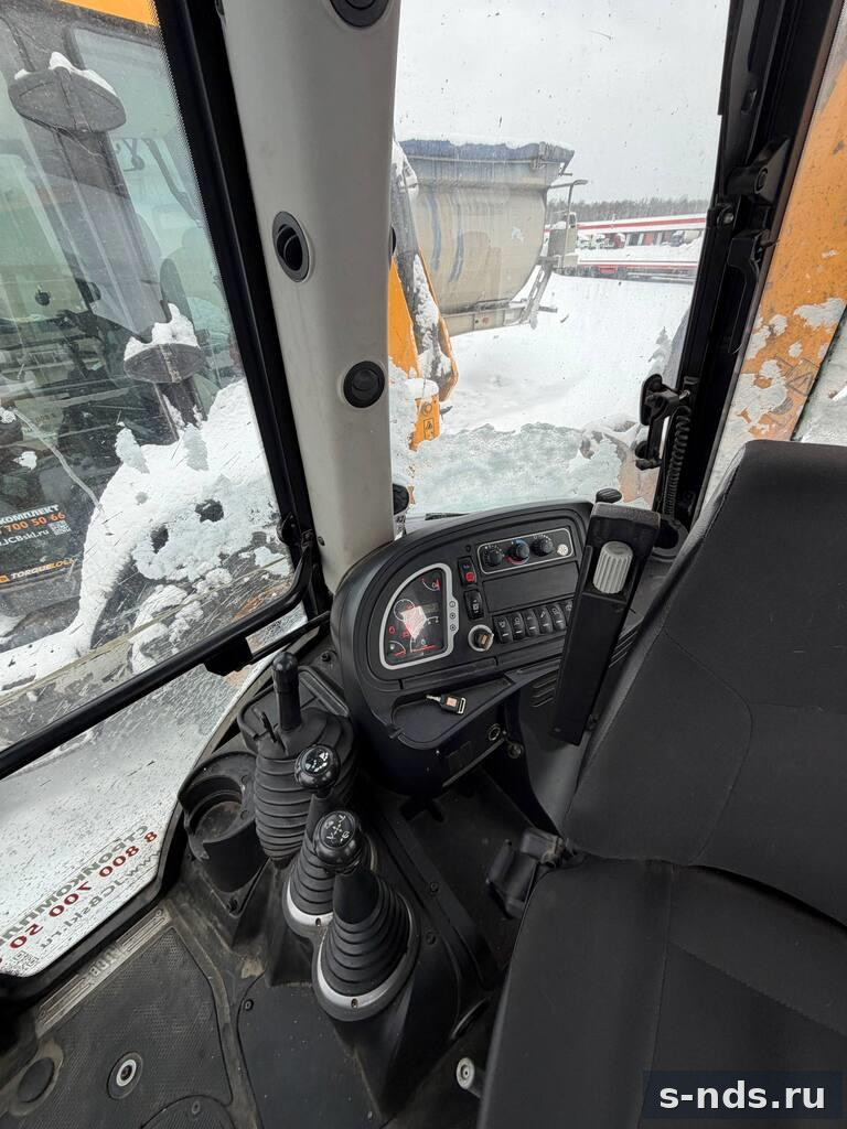 Экскаватор-погрузчик JCB 3CX (14M3WM)
