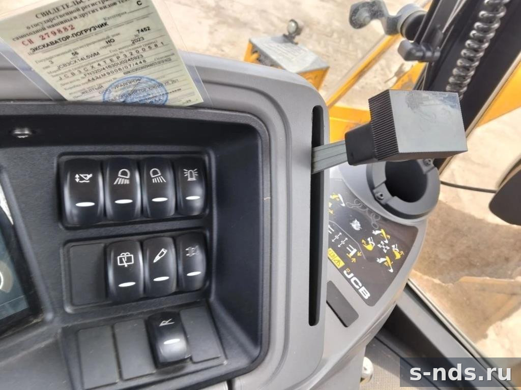 Экскаватор-погрузчик JCB 3CX 14L5WM