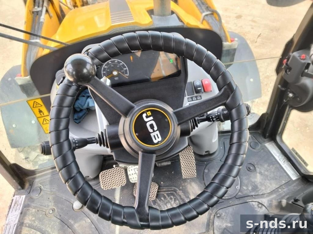 Экскаватор-погрузчик JCB 3CX 14L5WM